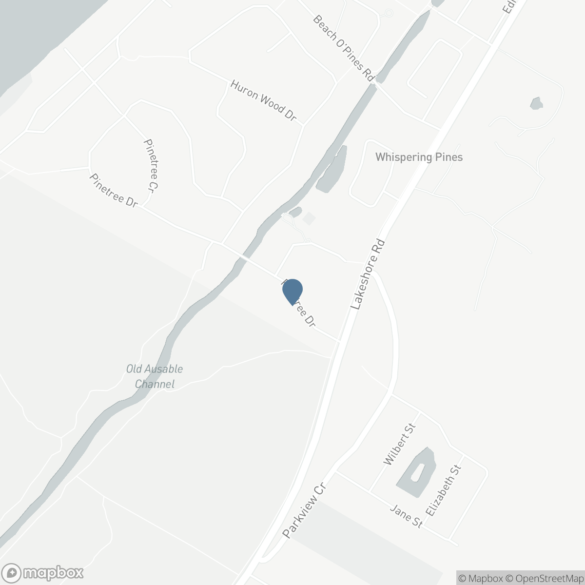 10207 PINETREE DRIVE, Grand Bend, Ontario N0M 1T0